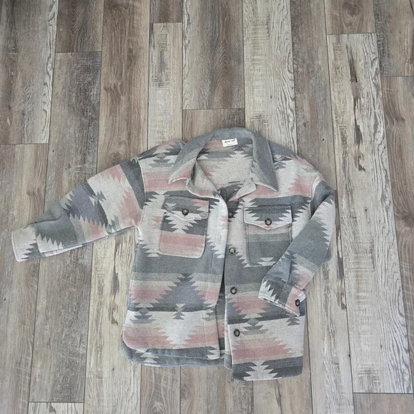 Aztec Patterned Button-Up Jacket/Shacket - Picture 1 of 2